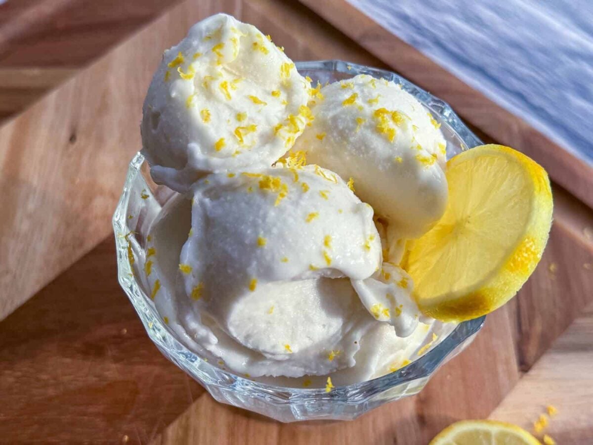 ice cream bowl garnished with lemon slices